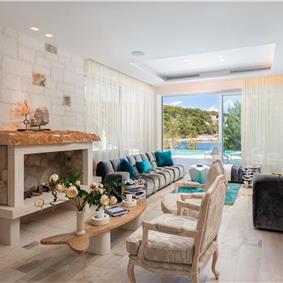 Luxury 6 Bedroom Brac Island Beach Front Villa With Heated Infinity Pool and lift near Sumartin sleeps 12